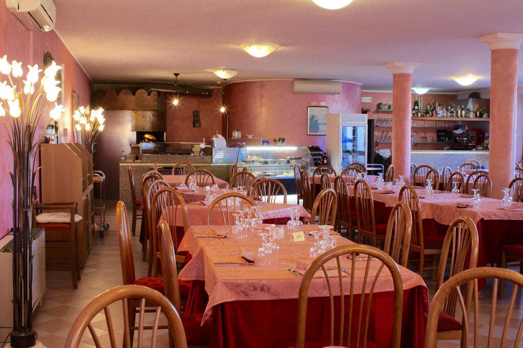 Hotel Monumento Certosa di Pavia Ngoại thất bức ảnh