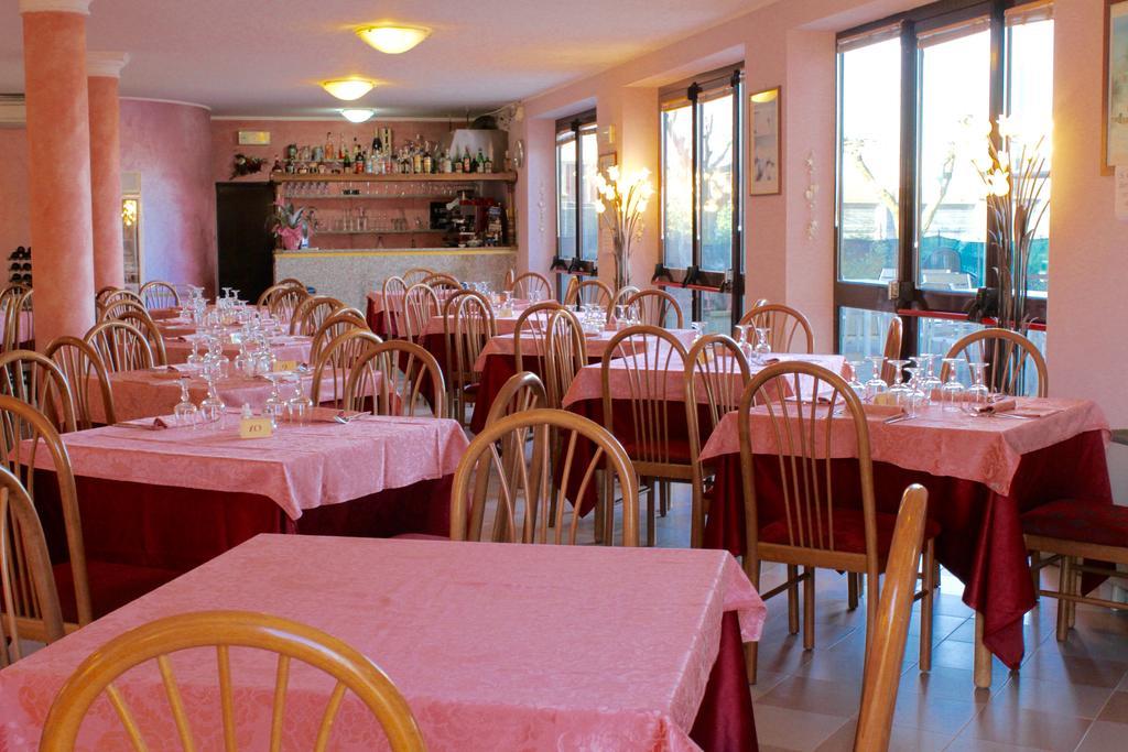 Hotel Monumento Certosa di Pavia Ngoại thất bức ảnh