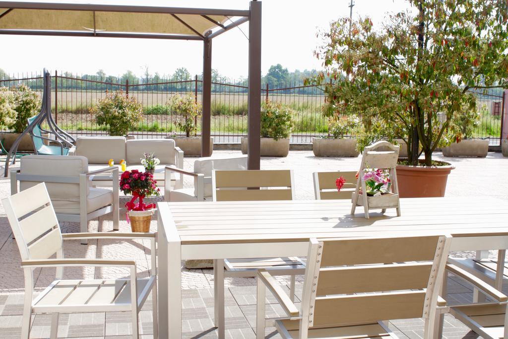 Hotel Monumento Certosa di Pavia Ngoại thất bức ảnh
