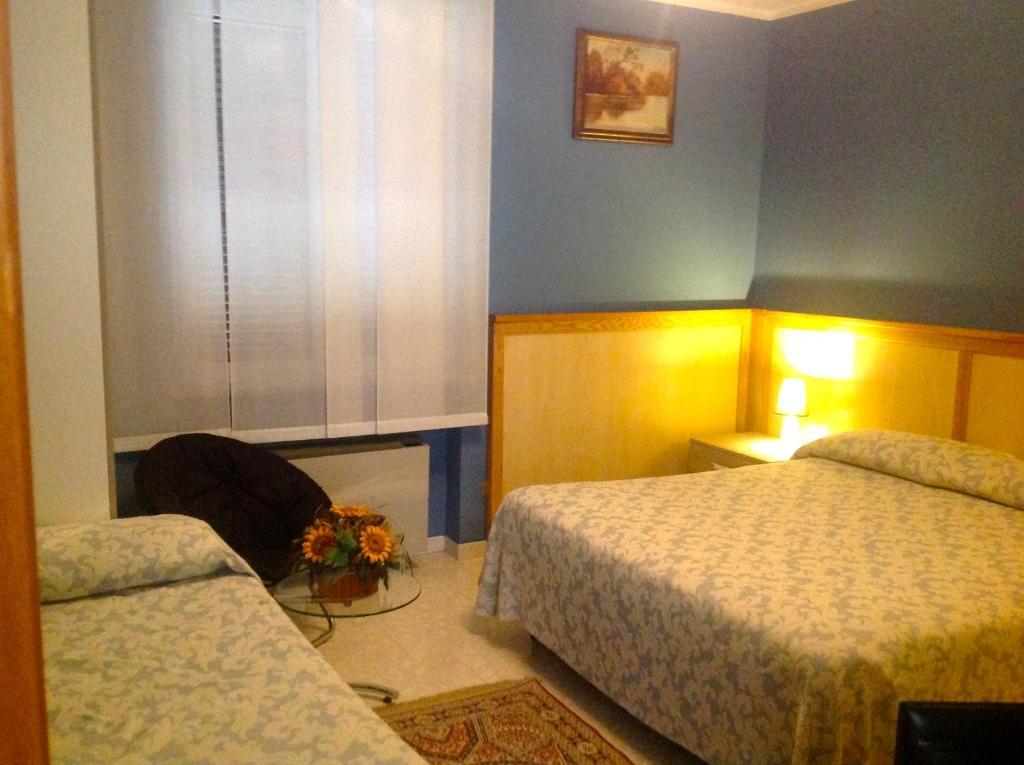 Hotel Monumento Certosa di Pavia Phòng bức ảnh