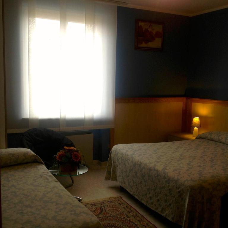 Hotel Monumento Certosa di Pavia Phòng bức ảnh
